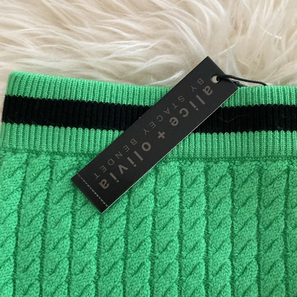 Alice + Olivia Ingrid Wool-Blend Cable Knit Skirt - Picture 3 of 15